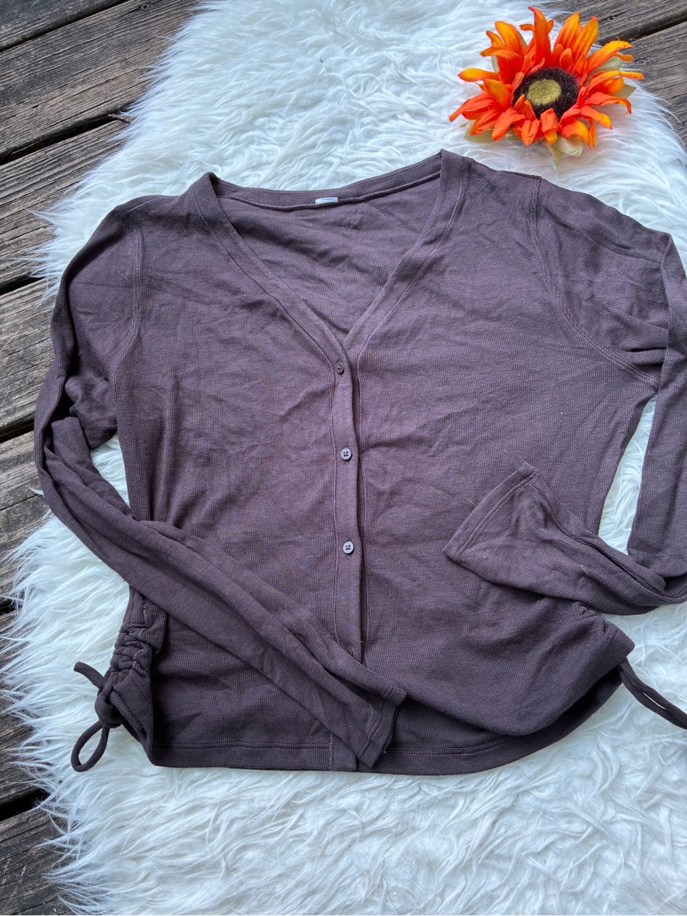 🌺LULULEMON button down ribbed long sleeve top 🌺 - Picture 7 of 12